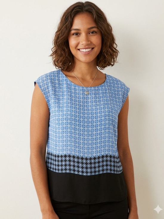Vince Camuto Tops - Vince Camuto Veranda Tile Print Oxford Blue Blouse Top NWT Sz Large
